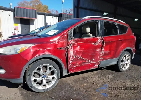 2014 Ford Escape Titanium z USA, uszkodzony, nr VIN 1FMCU9JX7EUA57261
